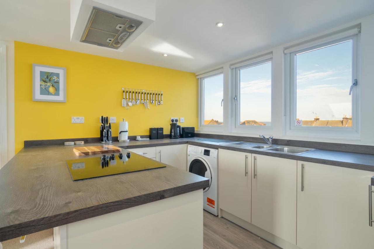 Stylish Herne Bay Apartment By The Sea Екстериор снимка