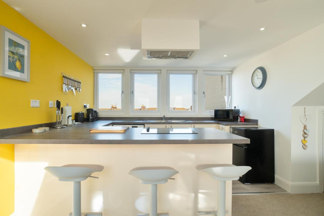 Stylish Herne Bay Apartment By The Sea Екстериор снимка